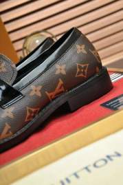 Picture of Louis Vuitton Shoes _SKU22516136SZ38-4413719
